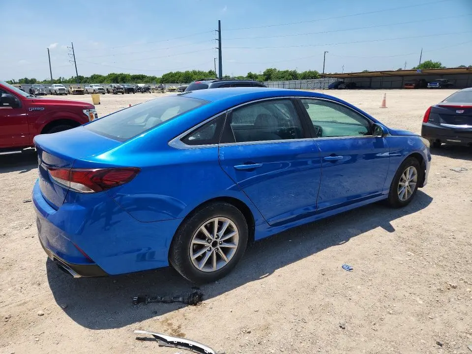 2018 HYUNDAI SONATA SE  