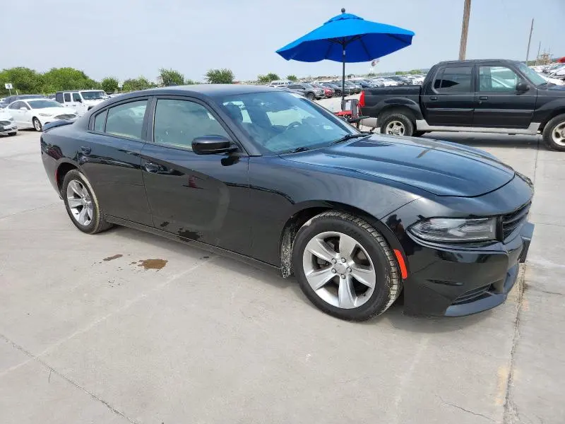 2016 DODGE CHARGER SXT  