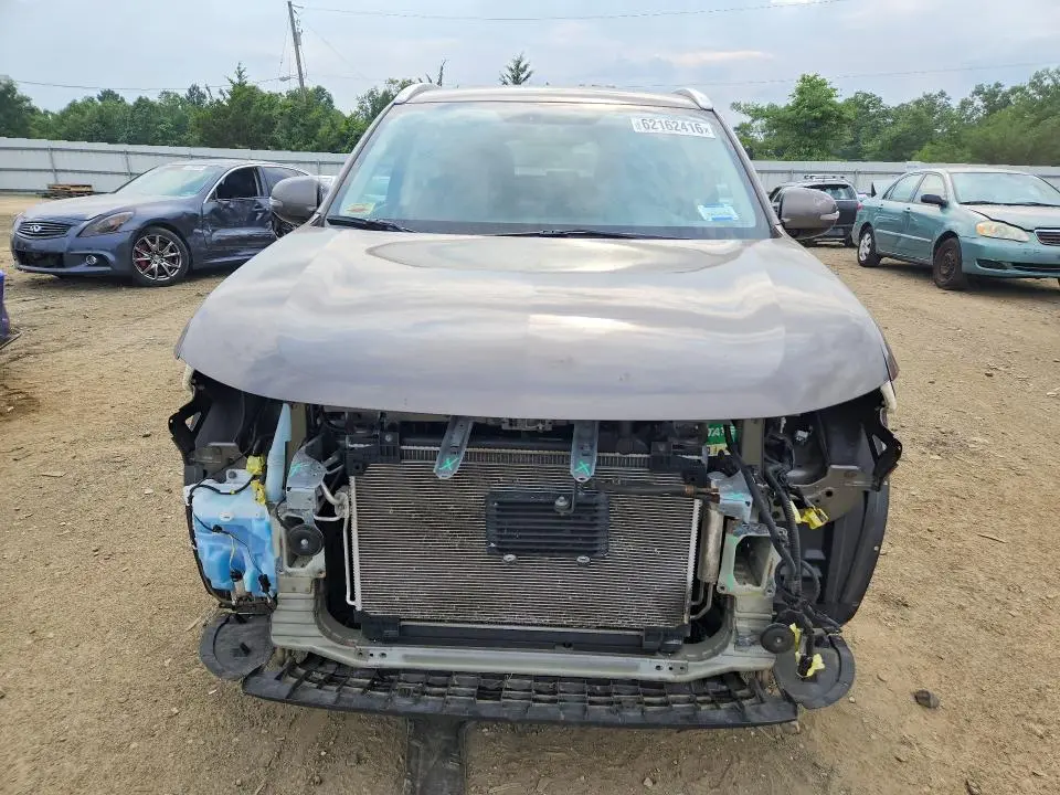 2017 MITSUBISHI OUTLANDER SE  