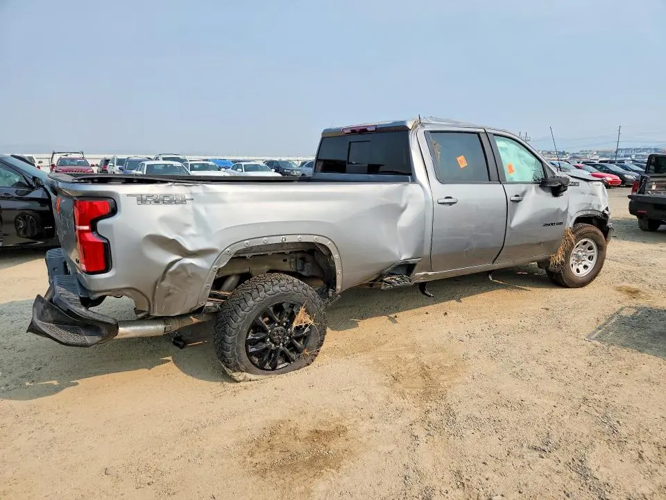 2025 CHEVROLET SILVERADO K3500 LT  