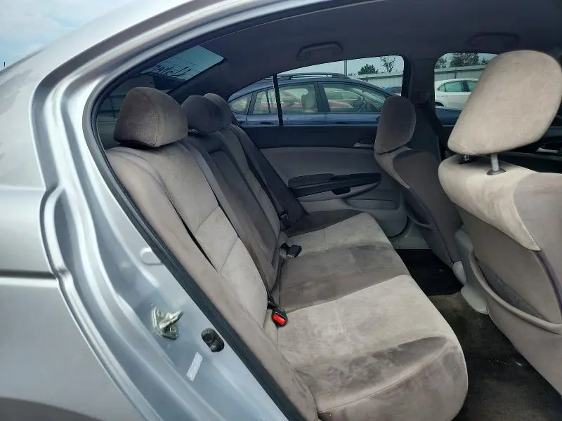 2010 HONDA ACCORD LX  