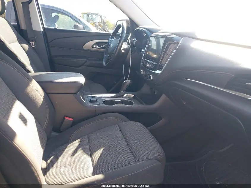 2020 CHEVROLET TRAVERSE FWD LT CLOTH
