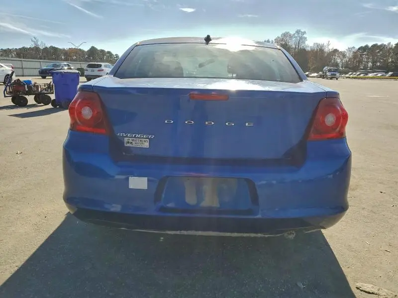 2014 DODGE AVENGER SE  