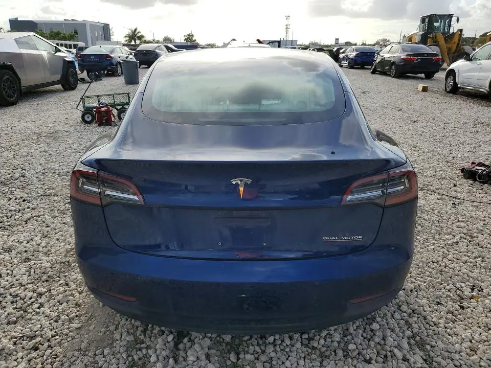 2018 TESLA MODEL 3   