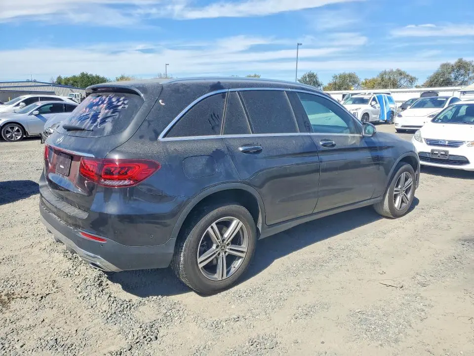 2021 MERCEDES-BENZ GLC 300  