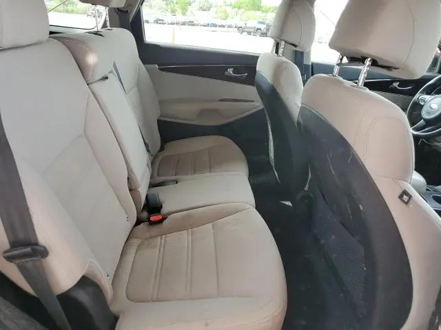 2017 KIA SORENTO LX  