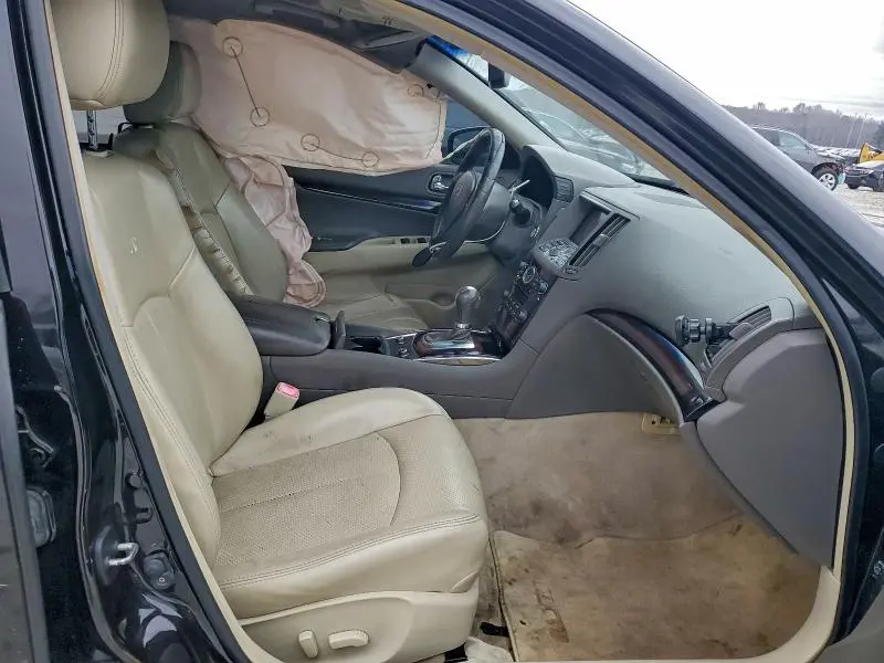 2013 INFINITI G37 BASE  