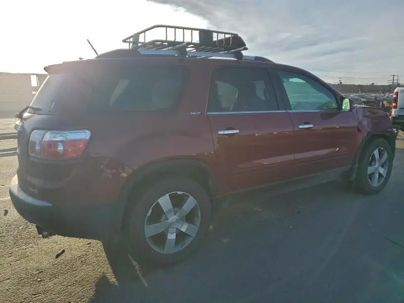 2011 GMC ACADIA SLT-2  
