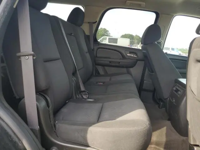 2011 GMC YUKON SLE