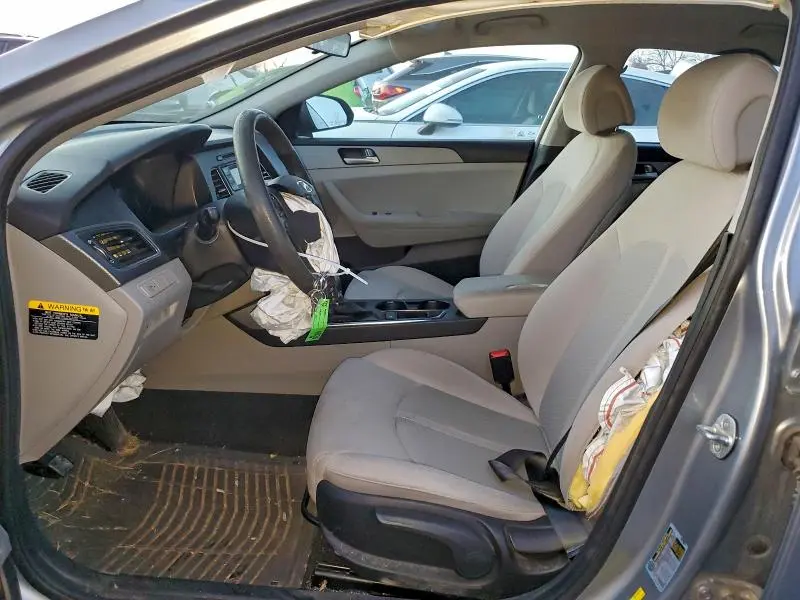 2017 HYUNDAI SONATA SE  