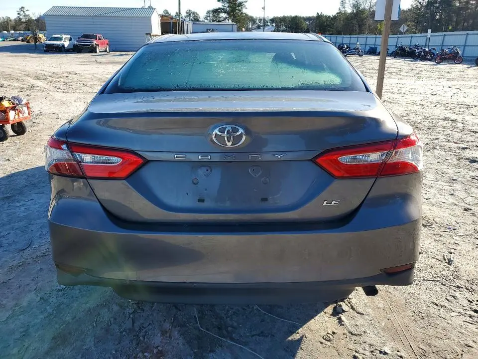 2018 TOYOTA CAMRY LE  