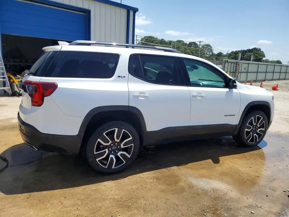 2021 GMC ACADIA SLT  