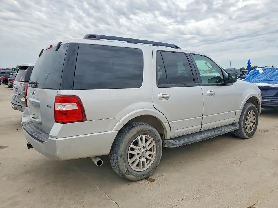 2011 FORD EXPEDITION XLT  