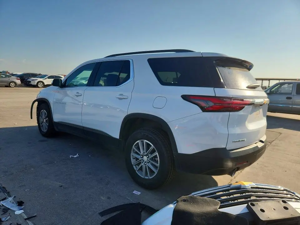 2023 CHEVROLET TRAVERSE LT  