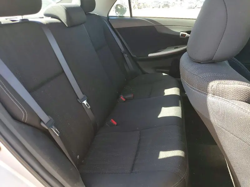 2013 TOYOTA COROLLA BASE  