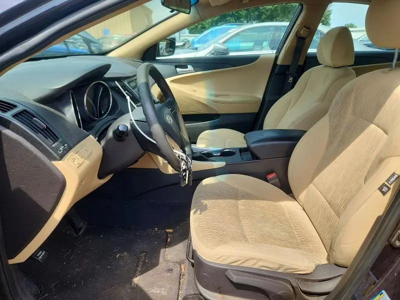 2011 HYUNDAI SONATA GLS  