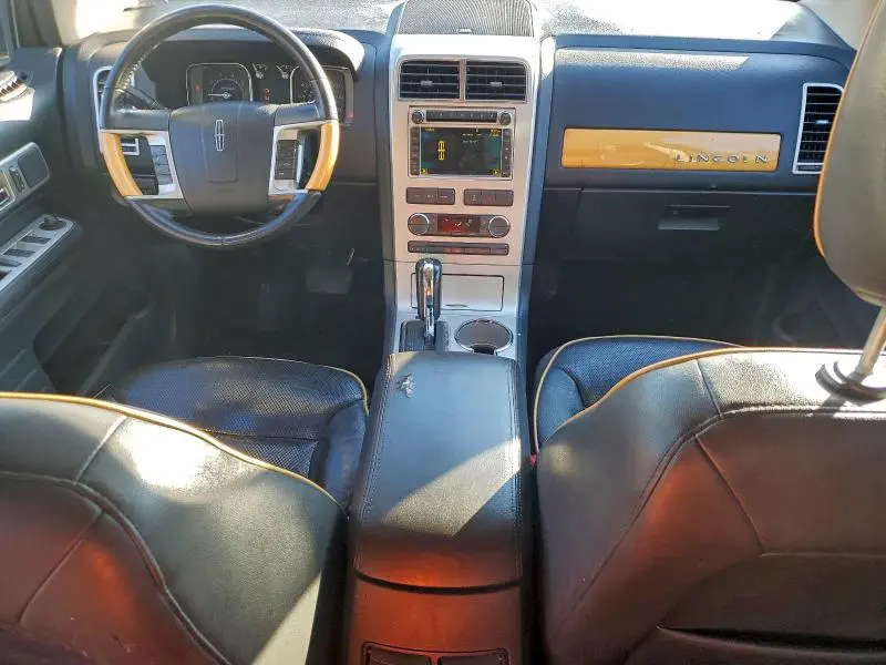 2010 LINCOLN MKX   