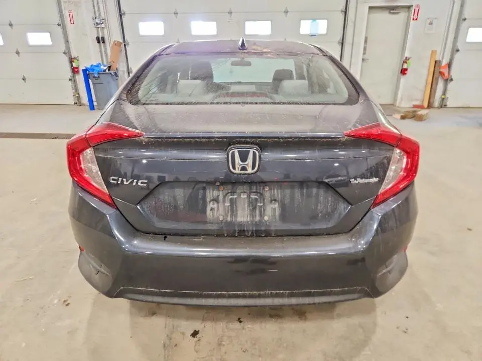 2018 HONDA CIVIC EX  