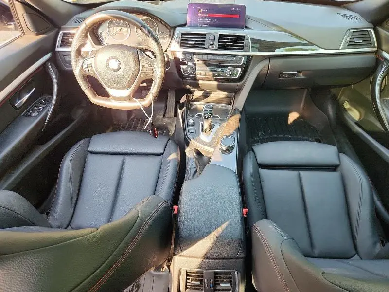 2018 BMW 330 XIGT  