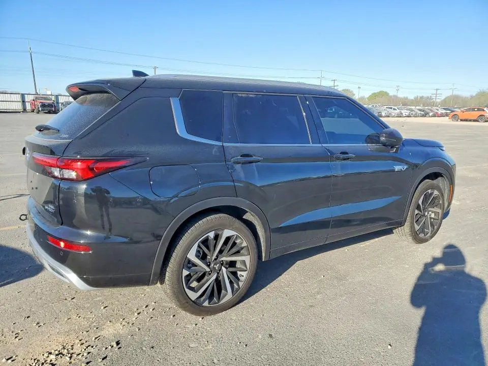 2025 MITSUBISHI OUTLANDER SEL  