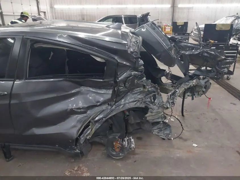 2022 HONDA HR-V 2WD EX