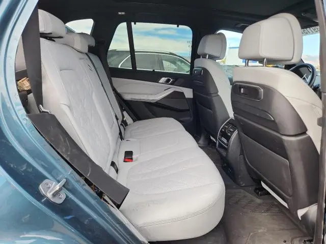 2024 BMW X5 XDRIVE50E  