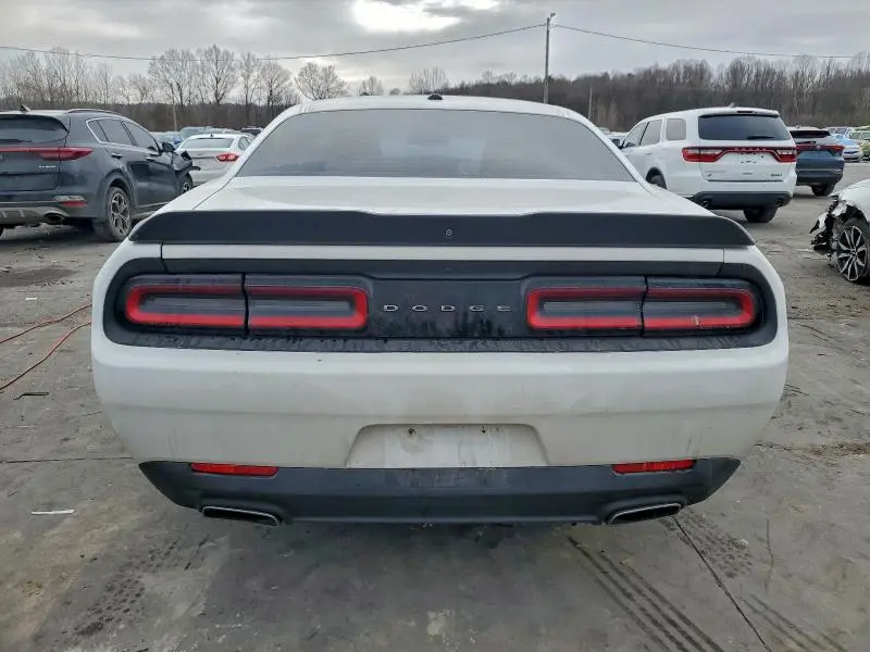2017 DODGE CHALLENGER SXT  