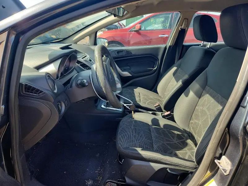 2011 FORD FIESTA SE  