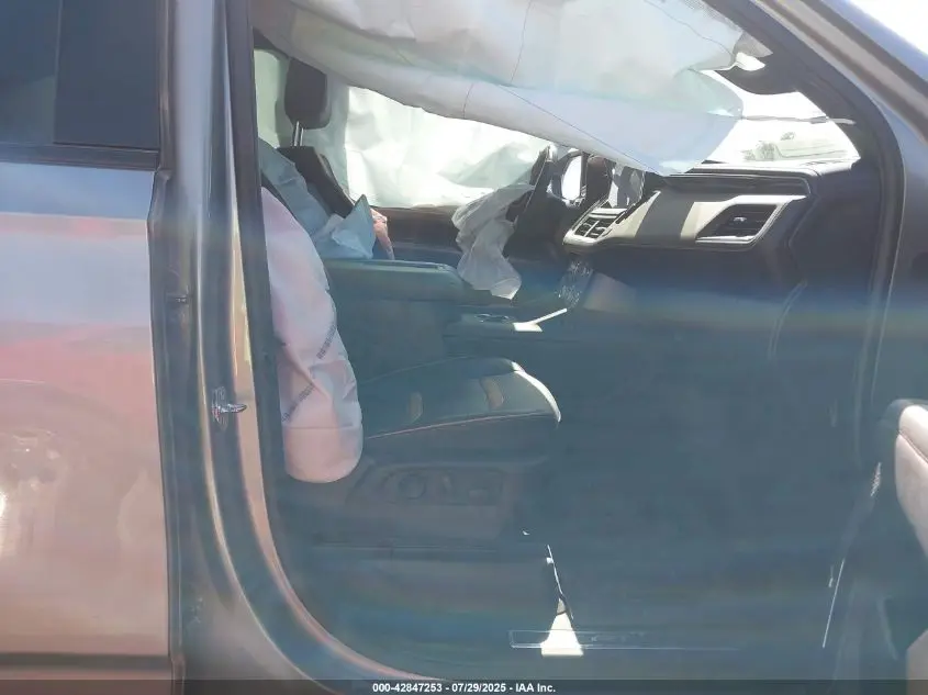 2024 GMC YUKON XL 4WD AT4