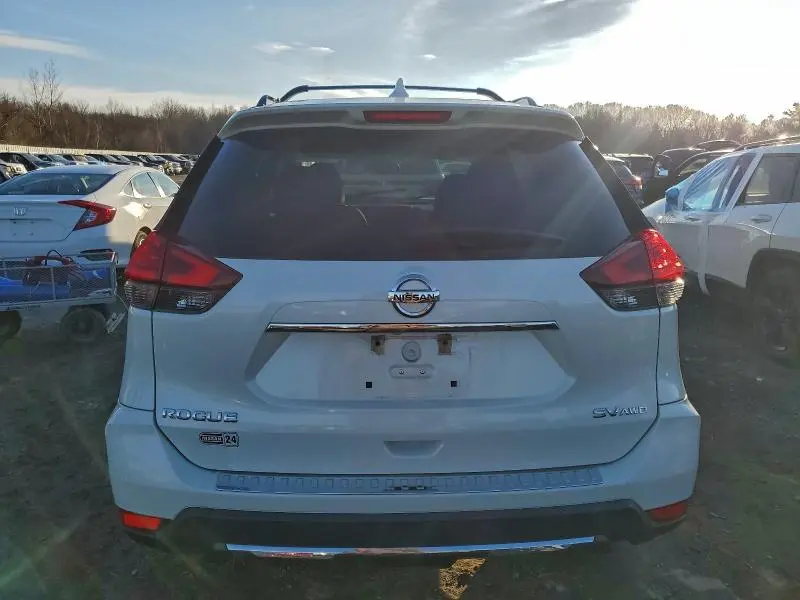 2017 NISSAN ROGUE SV  