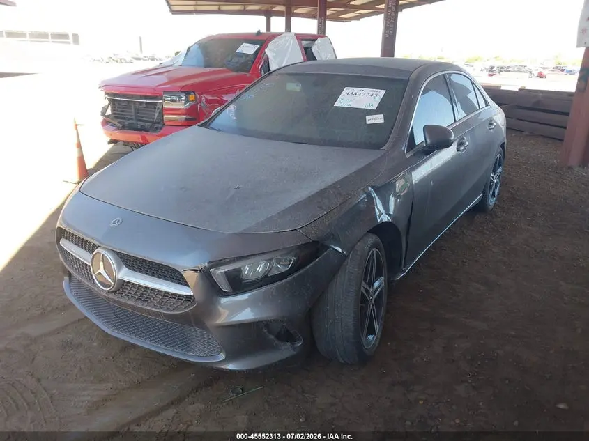 2019 MERCEDES-BENZ A 220  