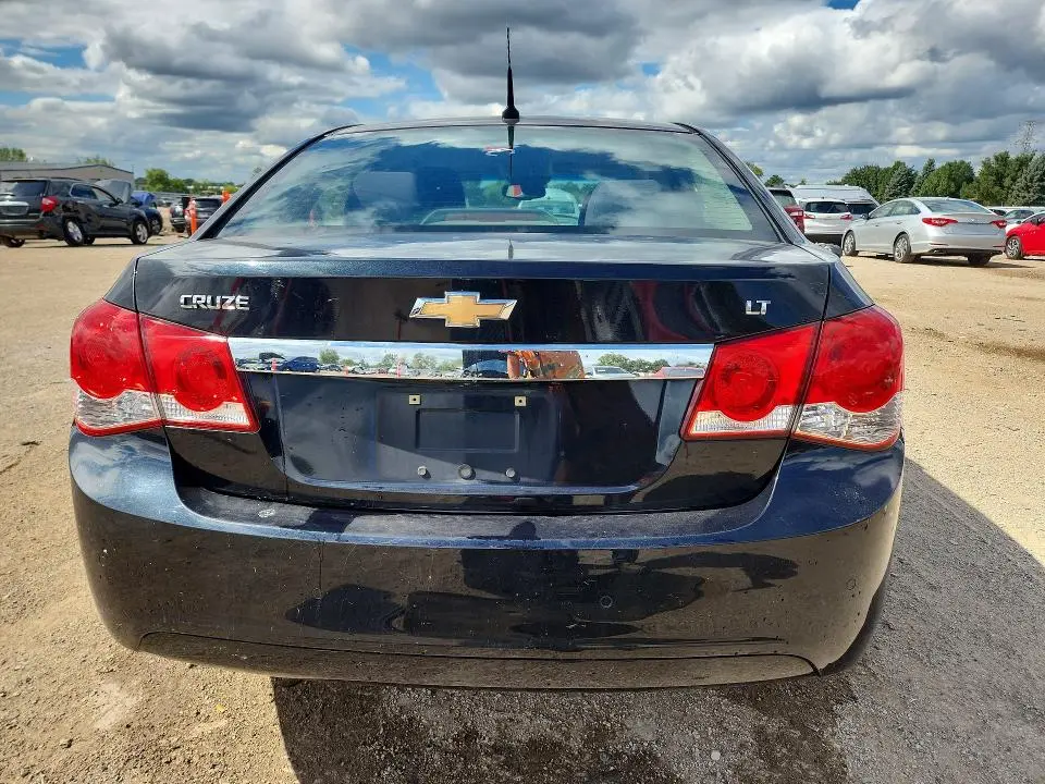2012 CHEVROLET CRUZE LT  
