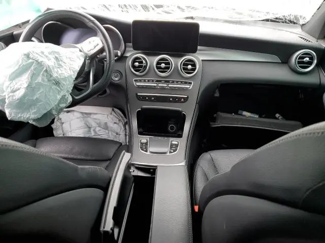 2020 MERCEDES-BENZ GLC 300  