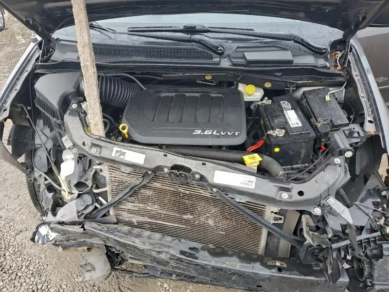 2017 DODGE GRAND CARAVAN SE  