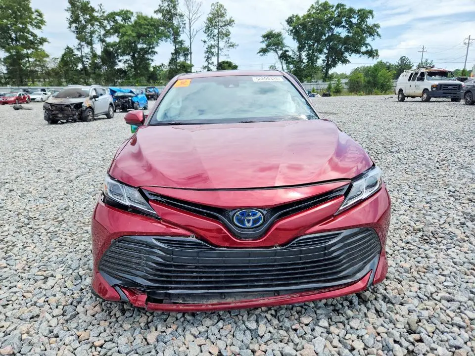 2019 TOYOTA CAMRY LE  