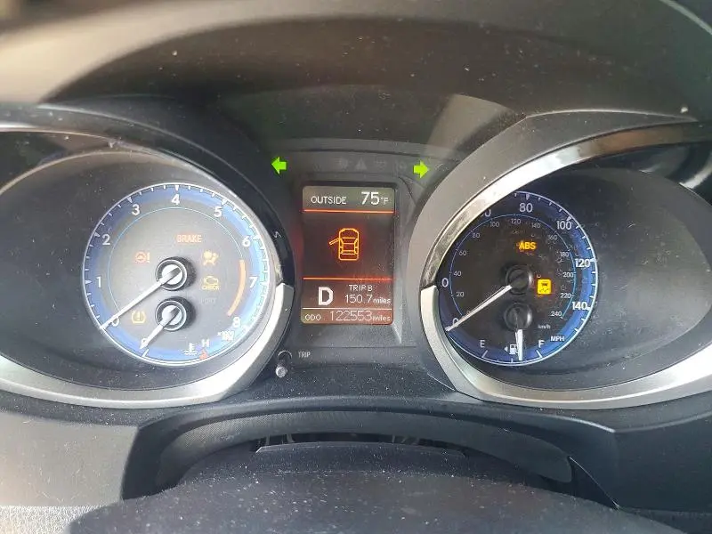 2015 TOYOTA COROLLA S PLUS  