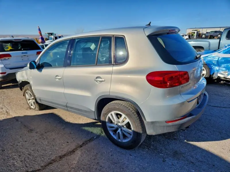 2012 VOLKSWAGEN TIGUAN S  