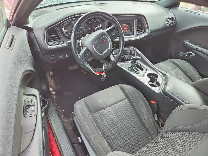 2017 DODGE CHALLENGER SXT  