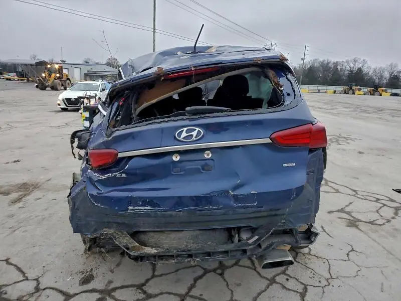 2020 HYUNDAI SANTA FE SE  