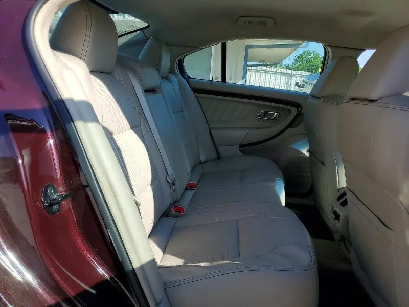 2011 FORD TAURUS LIMITED  