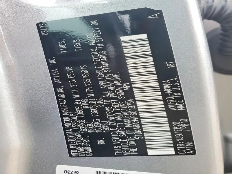 2023 TOYOTA HIGHLANDER HYBRID XLE  