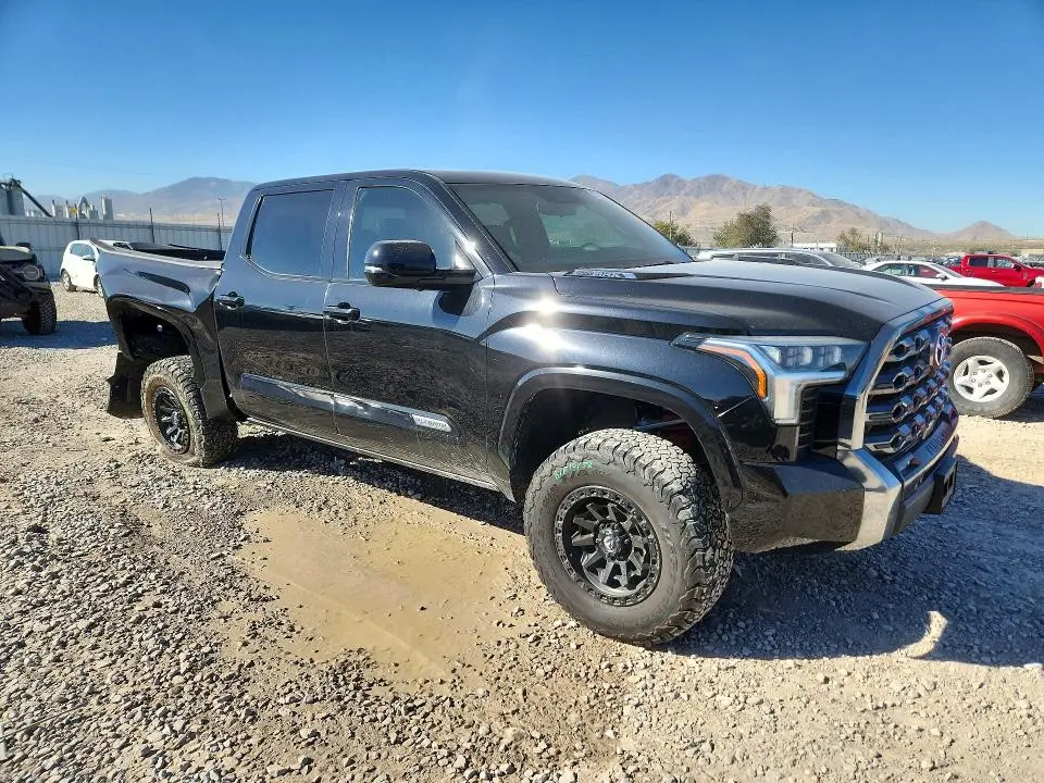 2024 TOYOTA TUNDRA PLATINUM HV  
