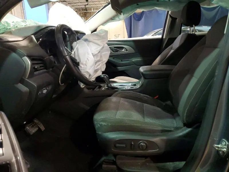 2018 CHEVROLET TRAVERSE LT  