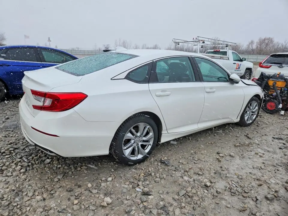 2018 HONDA ACCORD LX  