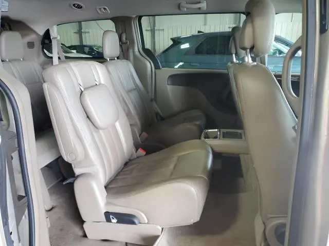 2013 CHRYSLER TOWN & COUNTRY TOURING  