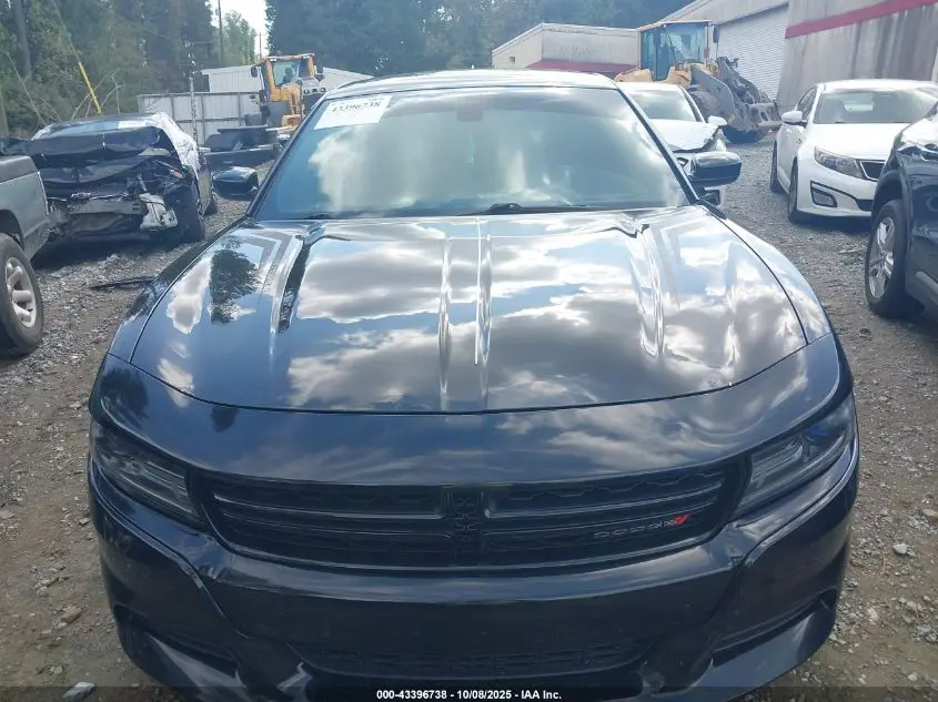 2016 DODGE CHARGER SXT