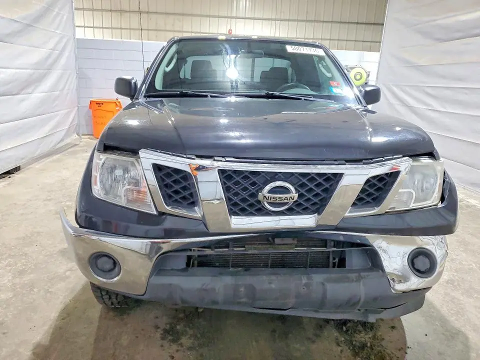2010 NISSAN FRONTIER SE V6  