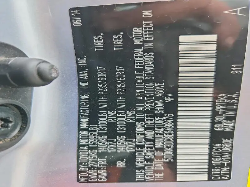 2014 TOYOTA SIENNA LE  