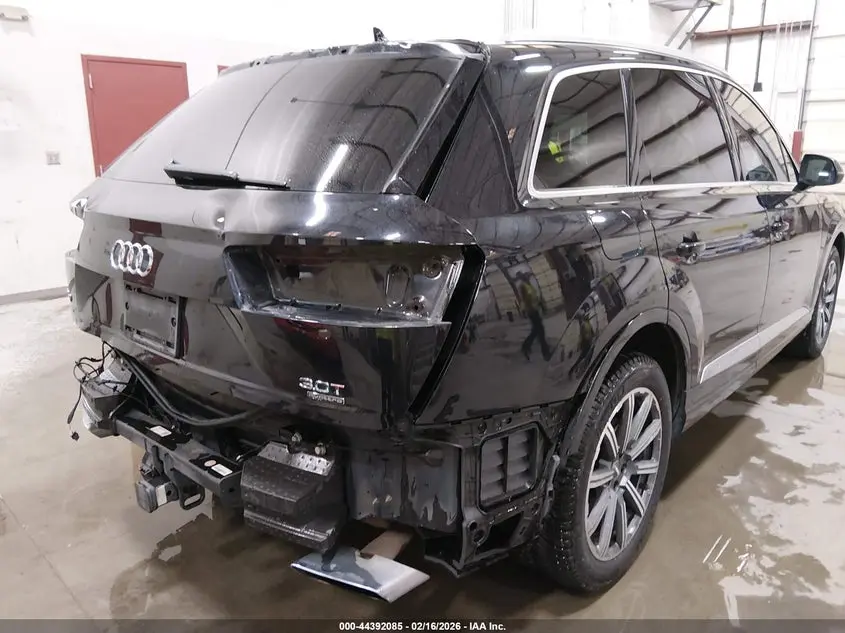 2017 AUDI Q7 3.0T PREMIUM