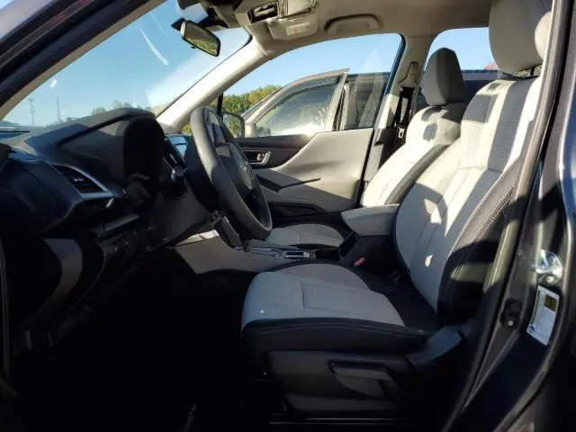 2024 SUBARU FORESTER   